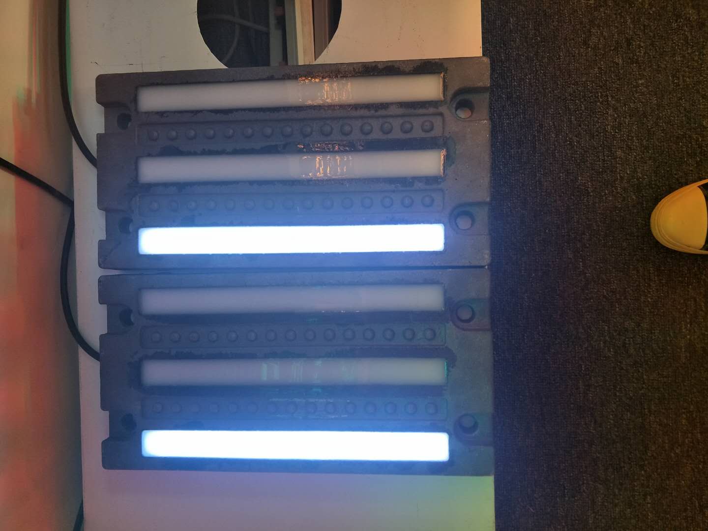 深圳鑫光道智慧人行斑马线厂家直销