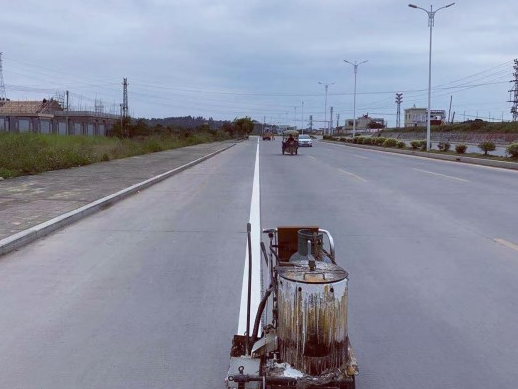 海南车位画线|海口道路画线|三亚专业画路面标识