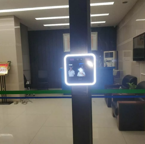 人脸识别闸机系统解决工地管理难等问题