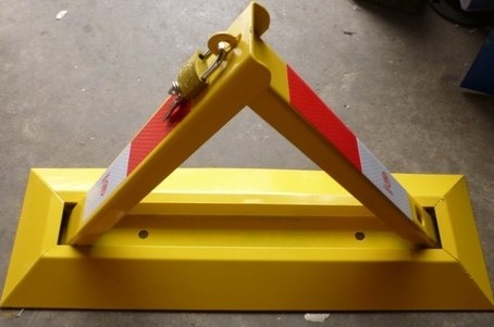 1车位锁停车场系统车位划线15333000263