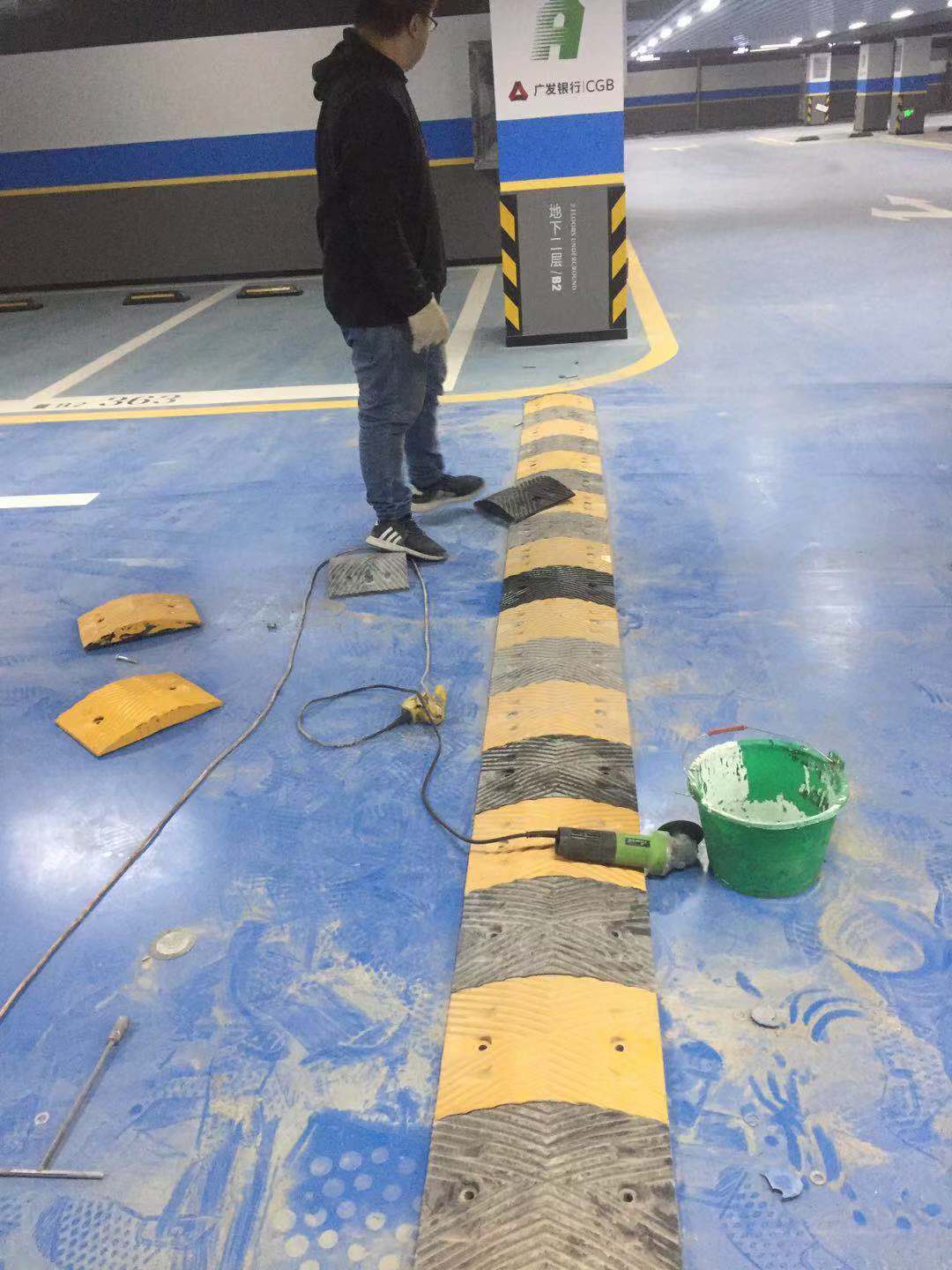 长沙减速带批售