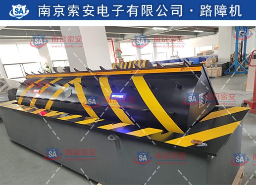 防冲撞路障机拦截 液压动力 快速翻转