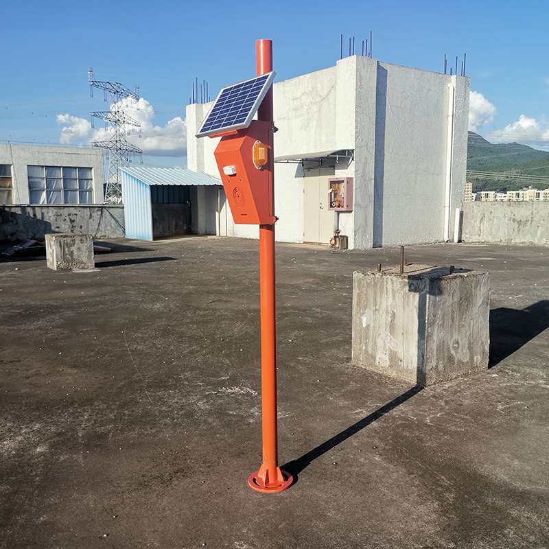 森林防火语音宣传杆，太阳能语音监控系统，深圳防火语音杆，led声光语音报警器，太阳能视频监控语音电子杆