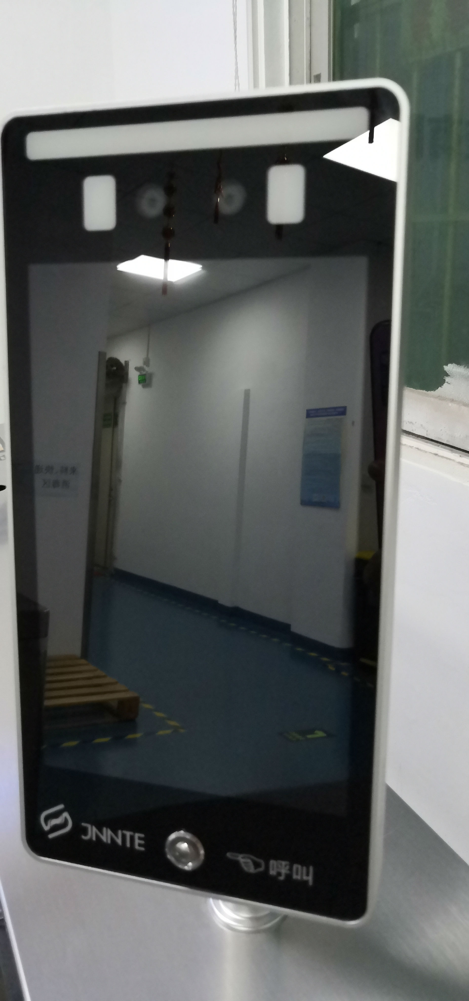 人脸识别一体机，人脸识别测温门禁机