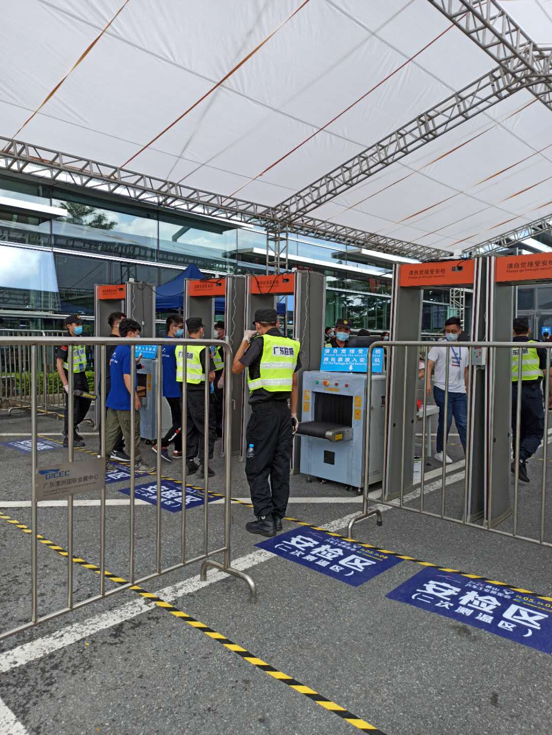 广州测温安检门厂家