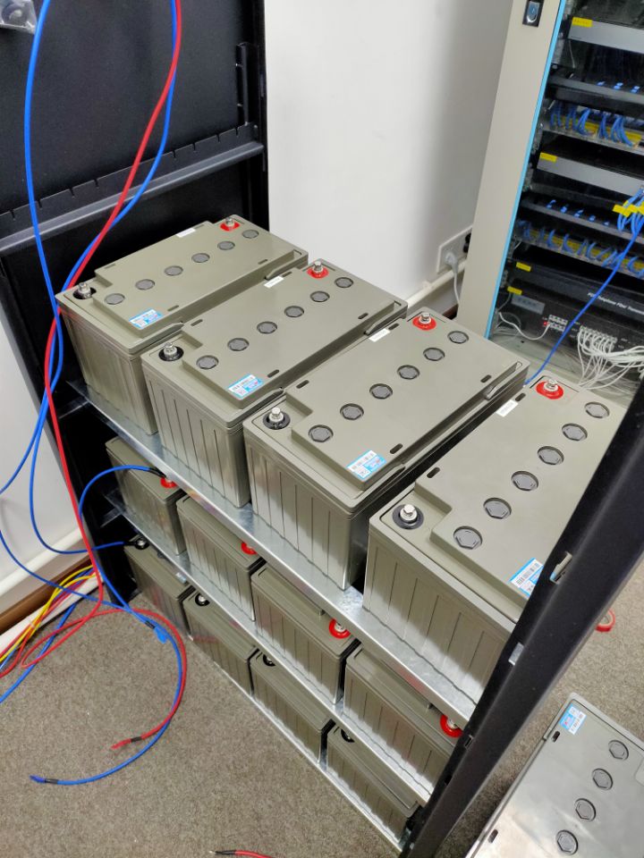 广州山特城堡系列C12-65AH蓄电池代理销售 机房UPS价