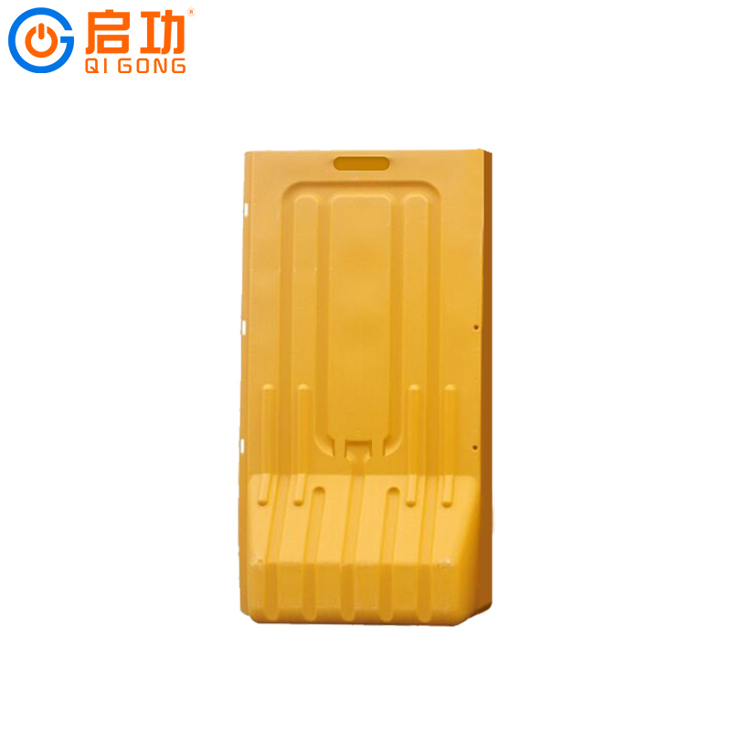 启功高围栏水马（黄色）QG-SM138一个