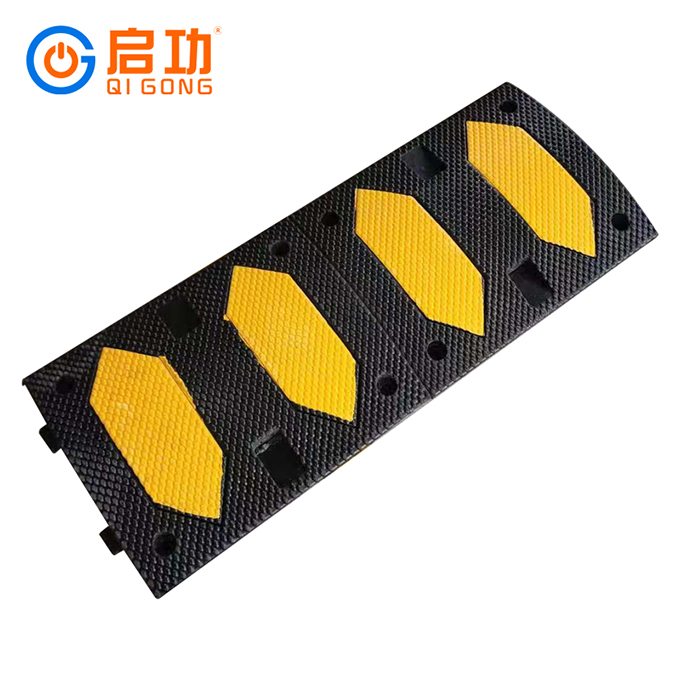 启功橡胶减速带1000*380*50 QG-JSD208一米