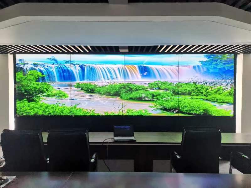 云敏视55寸3.5mm液晶拼接屏工厂价直供一对一出方案免费安装