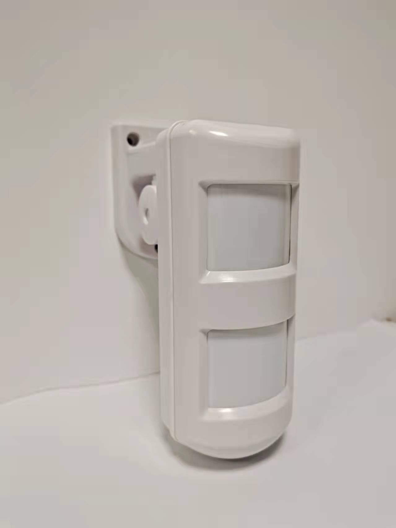 室外防水三鉴红外微波探测器