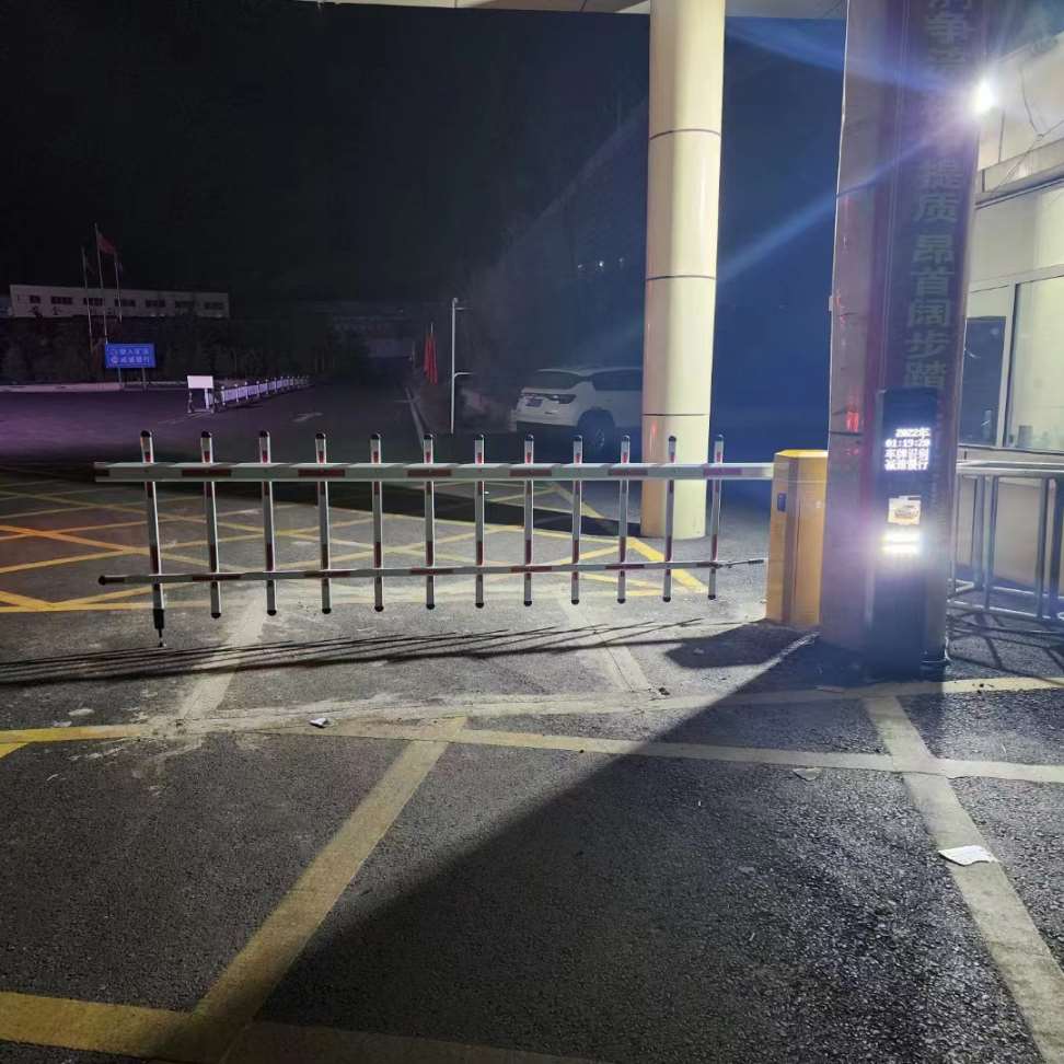 山西车库道闸供应-本土仓储