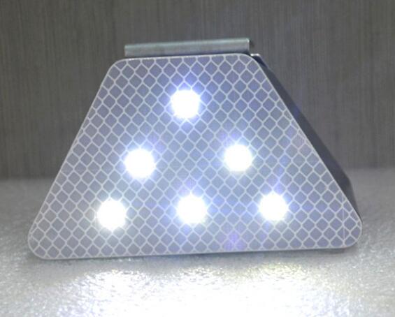 led交通设施 太阳能轮廓标 梯形轮廓标生产厂家
